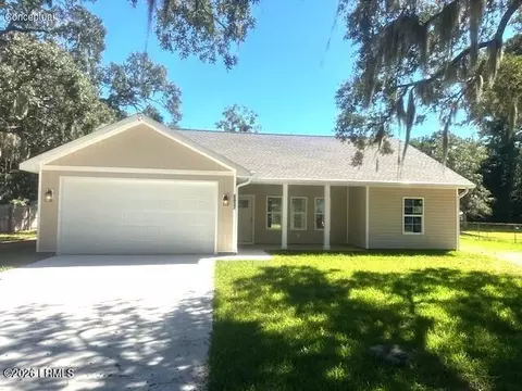 6034 Creek Rd, Beaufort, SC 29906