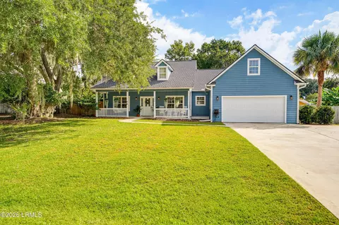 1040 Otter Cir, Beaufort, SC 29902