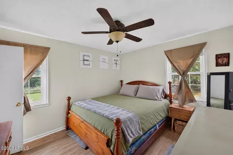 Bedroom - 205 Second St, Norway, SC 29113 photo 4 of 5