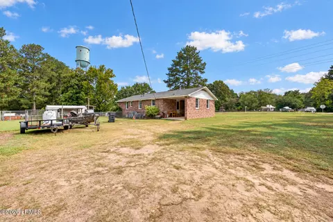 Exterior - 205 Second St, Norway, SC 29113 photo 2 of 3