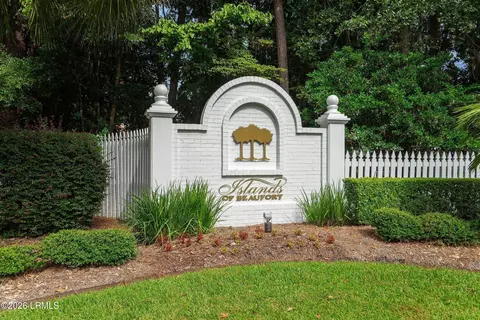 228 De La Gaye Pt, Beaufort, SC 29902