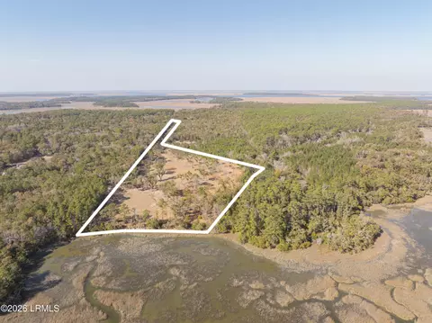 272 Dulamo Rd, Saint Helena Island, SC 29920
