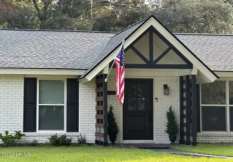 2607 Harvey Rd, Beaufort, SC 29902