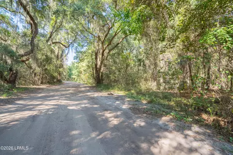 21 Chaplin Dr, Saint Helena Island, SC 29920