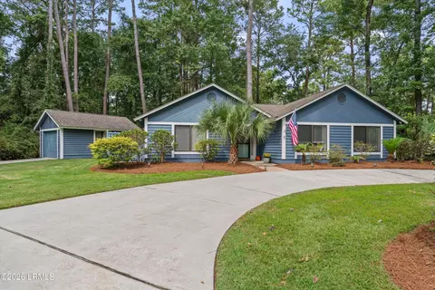 6 Sunflower Ct, Hilton Head Island, SC 29926