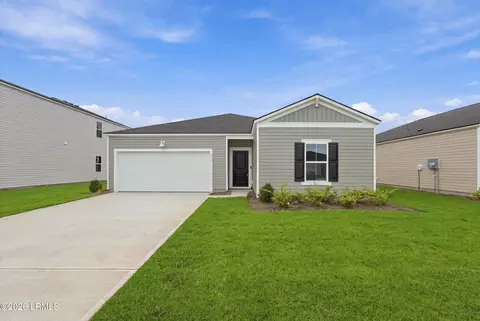 933 Sweetbay Dr, Hardeeville, SC 29927