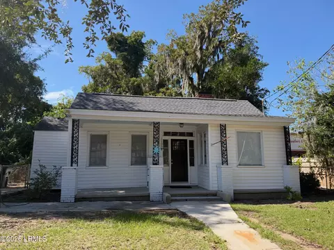 1106 Harrington St, Beaufort, SC 29902