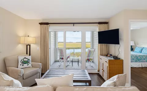 185 Beach Club Villa Dr, Fripp Island, SC 29920