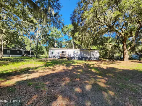 3 Shiney Rd, Saint Helena Island, SC 29920