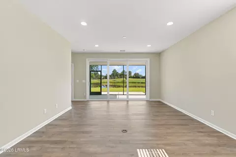 Living - 232 Springtime Ct, Bluffton, SC 29909 photo 2 of 6