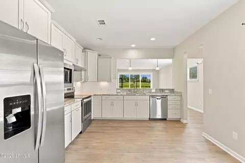 Kitchen - 232 Springtime Ct, Bluffton, SC 29909 photo 3 of 3