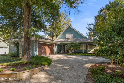 613 S Reeve Rd, Saint Helena Island, SC 29920