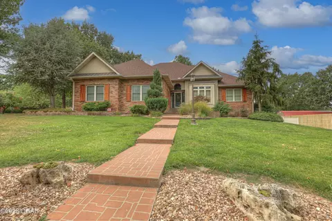 230 Foxfire Lane Joplin Mo 64801 Ln, Joplin, MO 64801 photo 1