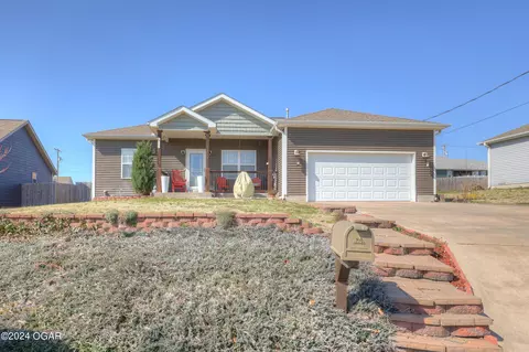 2714 S Sergeant Avenue Joplin Mo 64804 Ave, Joplin, MO 64804 photo 1