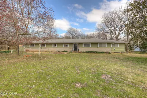 5870 Elm Street Webb City Mo 64870 St, Webb City, MO 64870 photo 1