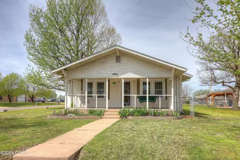102 N Washington Avenue Joplin Mo 64801 Ave, Joplin, MO 64801 photo 1