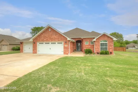 809 Silver Oaks Drive Carl Junction Mo 64834 Dr, Carl Junction, MO 64834 photo 1