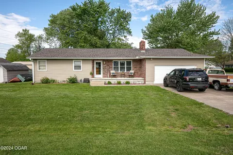 1701 Lakeview Drive Lamar Mo 64759 Dr, Lamar, MO 64759 photo 1