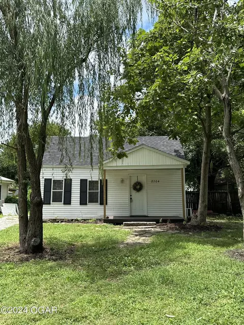2204 S Adele Avenue Joplin Mo 64804 Ave, Joplin, MO 64804 photo 1