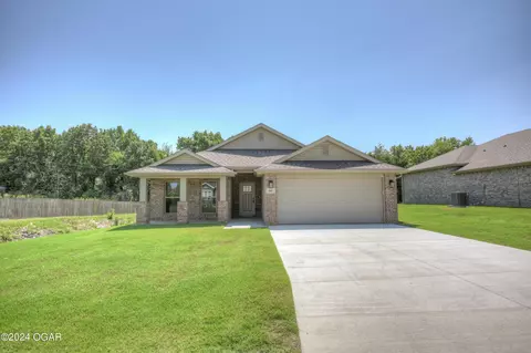 408 W Marshall Avenue Carl Junction Mo 64834 Ave, Carl Junction, MO 64834 photo 1