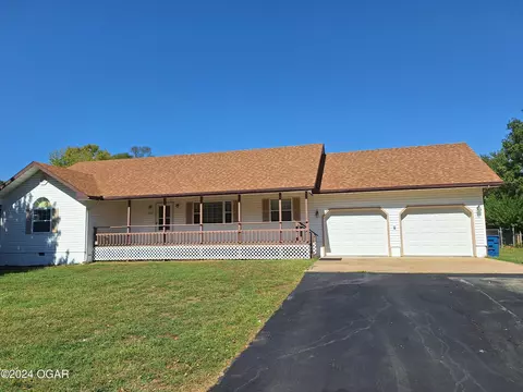 1029 E College Avenue Carthage Mo 64836 Ave, Carthage, MO 64836 photo 1