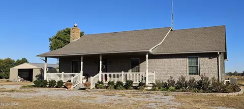915 E Katy Street Scammon Ks 66773 St, Scammon, KS 66773 photo 1