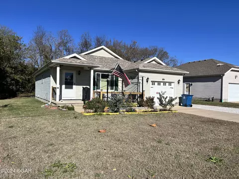 3105 W B Street Joplin Mo 64801 St, Joplin, MO 64801 photo 1