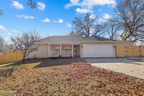 3122 E 8th St Joplin Mo 64801, Joplin, MO 64801 photo 1