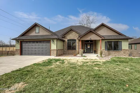 1905 Highlander Drive Joplin Mo 64804 Dr, Joplin, MO 64804 photo 1