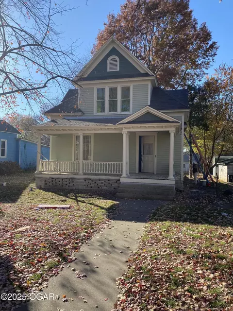 1317 S Maple Street Carthage Mo 64836 St, Carthage, MO 64836 photo 1