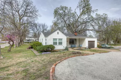 601 E 14th Street Carthage Mo 64836 St, Carthage, MO 64836 photo 1