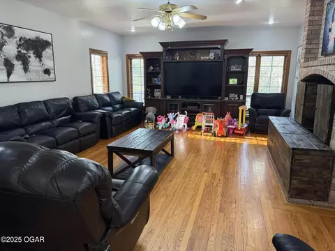 Living - 13825 Jasmine Loop Carthage Mo 64836 Loop, Carthage, MO 64836 photo 2 of 2