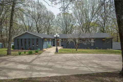 693 Cedar Ridge Drive Neosho Mo 64850 Dr, Neosho, MO 64850 photo 1