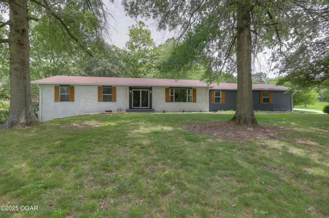 4425 Connecticut Avenue Joplin Mo 64804 Ave, Joplin, MO 64804