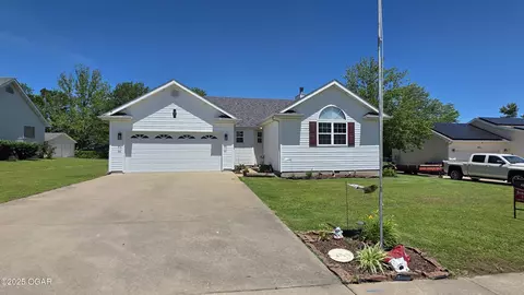 505 W Gault Street Carl Junction Mo 64834 St, Carl Junction, MO 64834 photo 1