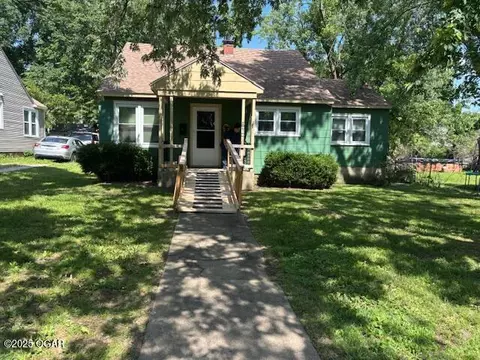 910 S Mcgregor Street Carthage Mo 64836 St, Carthage, MO 64836 photo 1