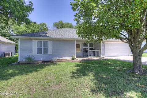 1717 Logan Drive Webb City Mo 64870 Dr #`, Webb City, MO 64870 photo 1