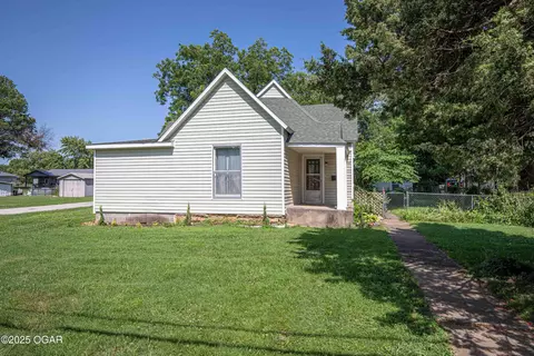 400 Broadway Street Lamar Mo 64759 St, Lamar, MO 64759 photo 1