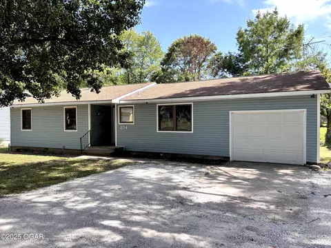204 Brookside Drive Joplin Mo 64801 Dr, Joplin, MO 64801 photo 1