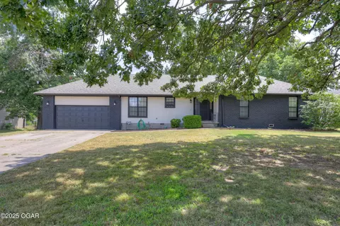 803 Briarbrook Drive Carl Junction Mo 64834 Dr, Carl Junction, MO 64834