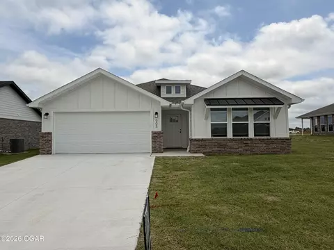 905 Aberdeen Avenue Carl Junction Mo 64834 Ave, Carl Junction, MO 64834
