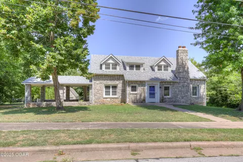 416 E Hickory Street Neosho Mo 64850 St, Neosho, MO 64850