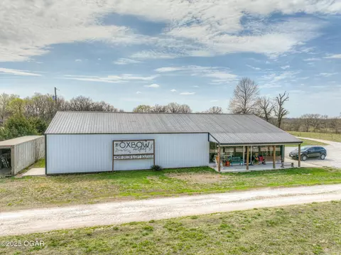8637 Oxbow Lane Neosho Mo 64850, Neosho, MO 64850