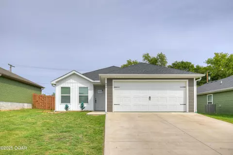809 S Minnesota Avenue Joplin Mo 64801 Ave, Joplin, MO 64801