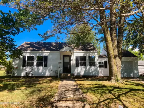 2701 E 11th Street Joplin Mo 64801 St, Joplin, MO 64801