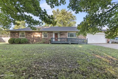 1307 S Washington Avenue Aurora Mo 65605 Ave, Aurora, MO 65605