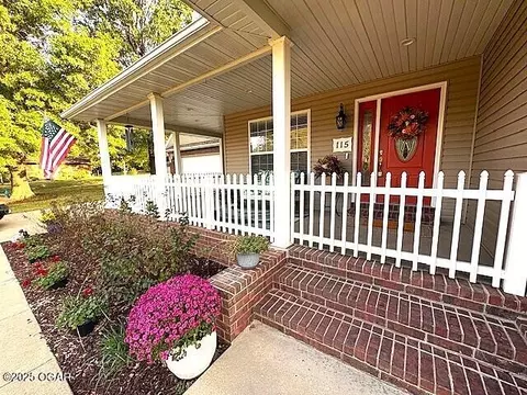 115 W Sycamore Street Monett Mo 65708 St, Monett, MO 65708 photo 5