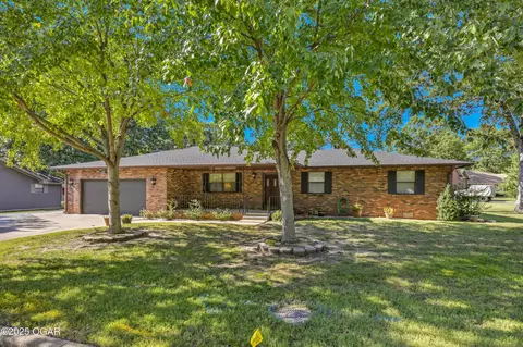 2631 Matthews Drive Joplin Mo 64801 Dr, Joplin, MO 64801 photo 1
