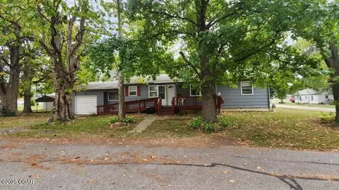 202 N 2nd Avenue Columbus Ks 66725 Ave, Columbus, KS 66725