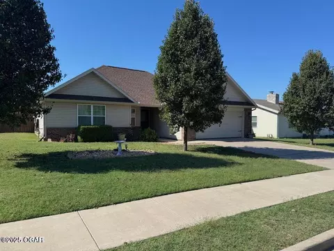 2102 Arizona Avenue Joplin Mo 64804 Ave, Joplin, MO 64804
